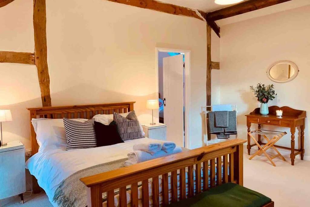 Upper Heath Farm - Stable Cottage Ludlow 크래븐 암즈 외부 사진